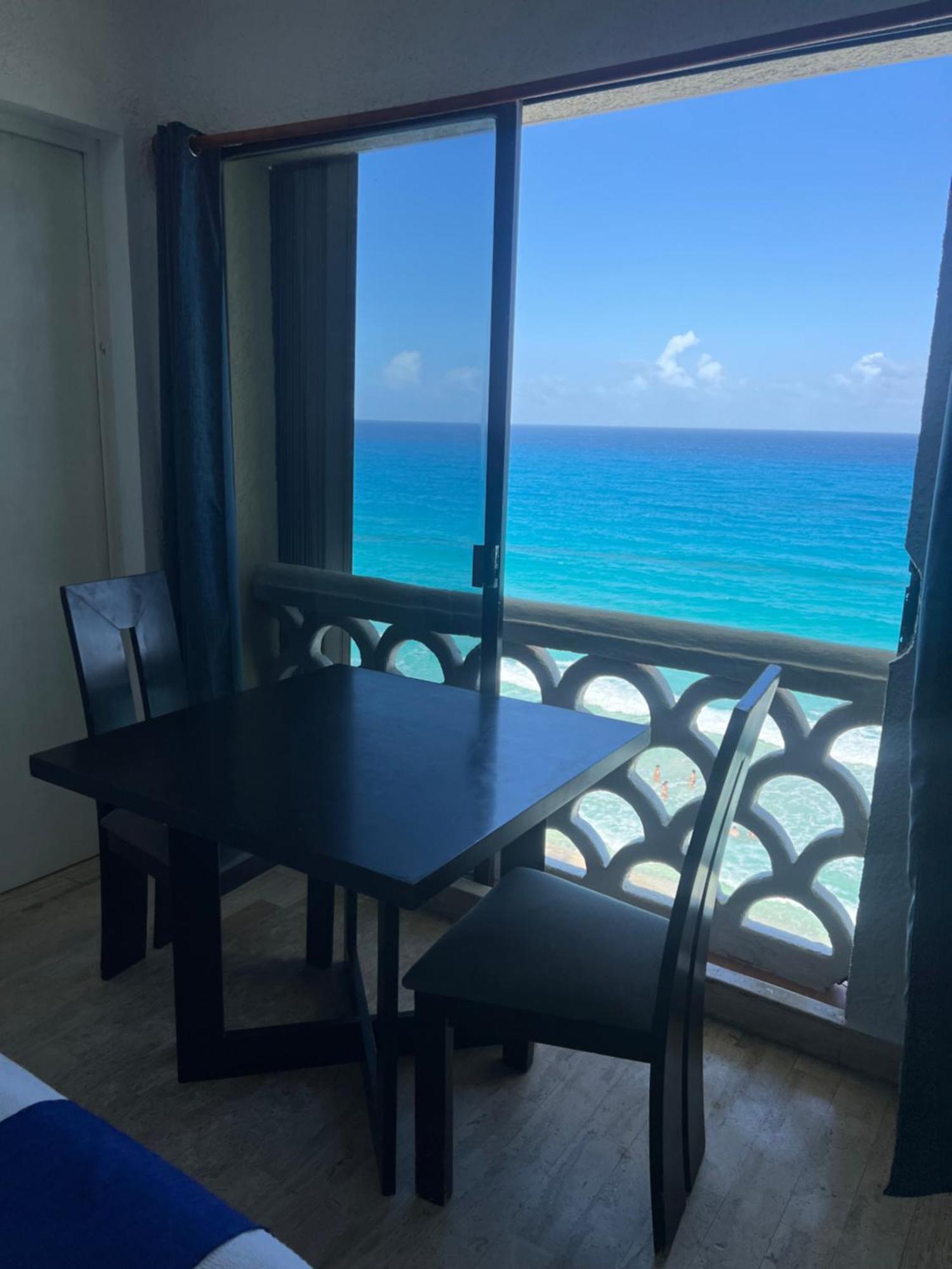 “Magic Sunrise At Cancun” Extérieur photo